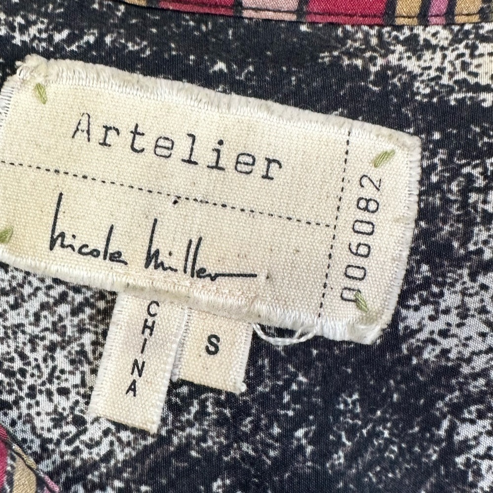 Artelier 100% Silk Nicole Miller Women's Blouse  Multicolored Print In Size S - Picture 11 of 13